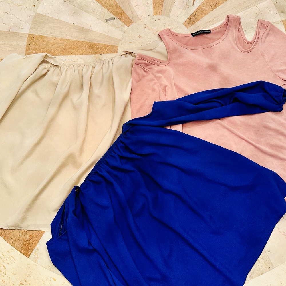 3 Off Shoulder Long Sleeve Women’s Boutique Tops Small